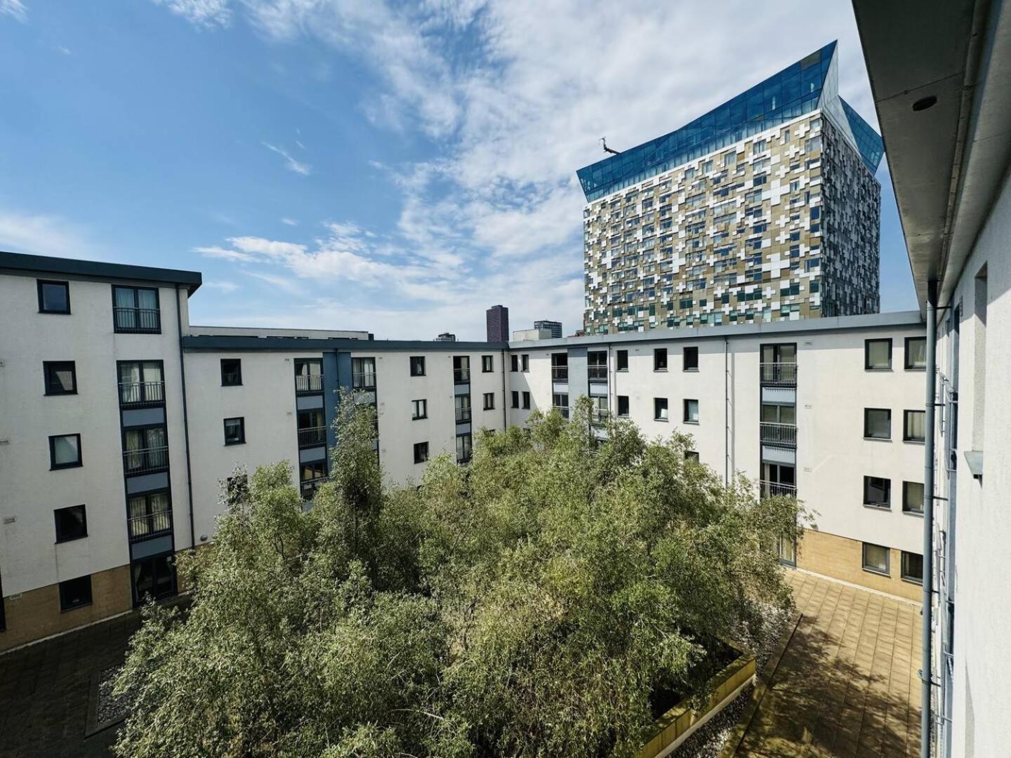 Апартаменты Birmingham Cube View Экстерьер фото